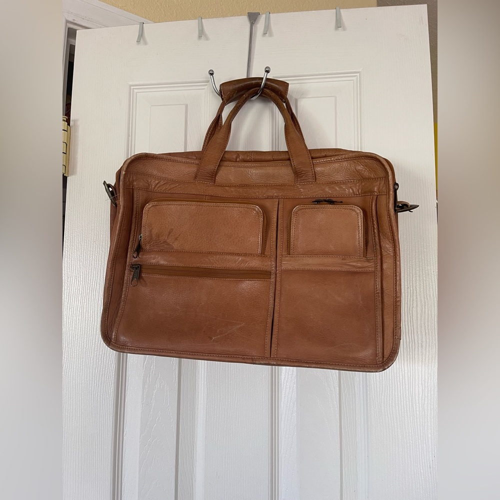 Genuine Leather Briefcase Laptop Messenger -GUC